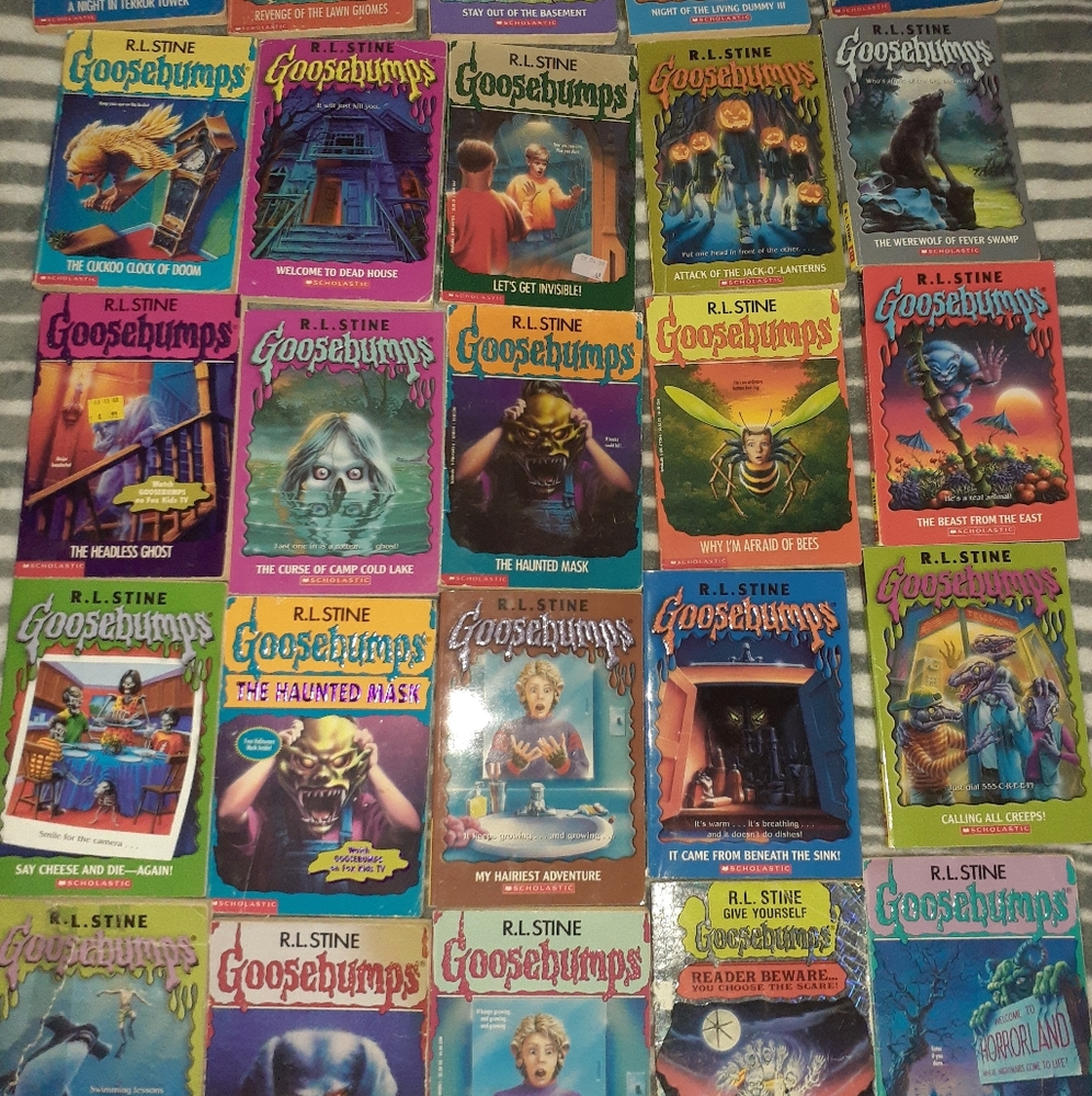*SOLD* Goosebumps Books (28 Books)